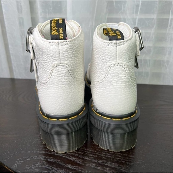 Dr. Martens Devon Heart Platform Boot SZ. 7 - Picture 8 of 10